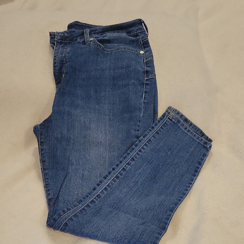 Seven7 Women's Straight Leg Blue Jeans